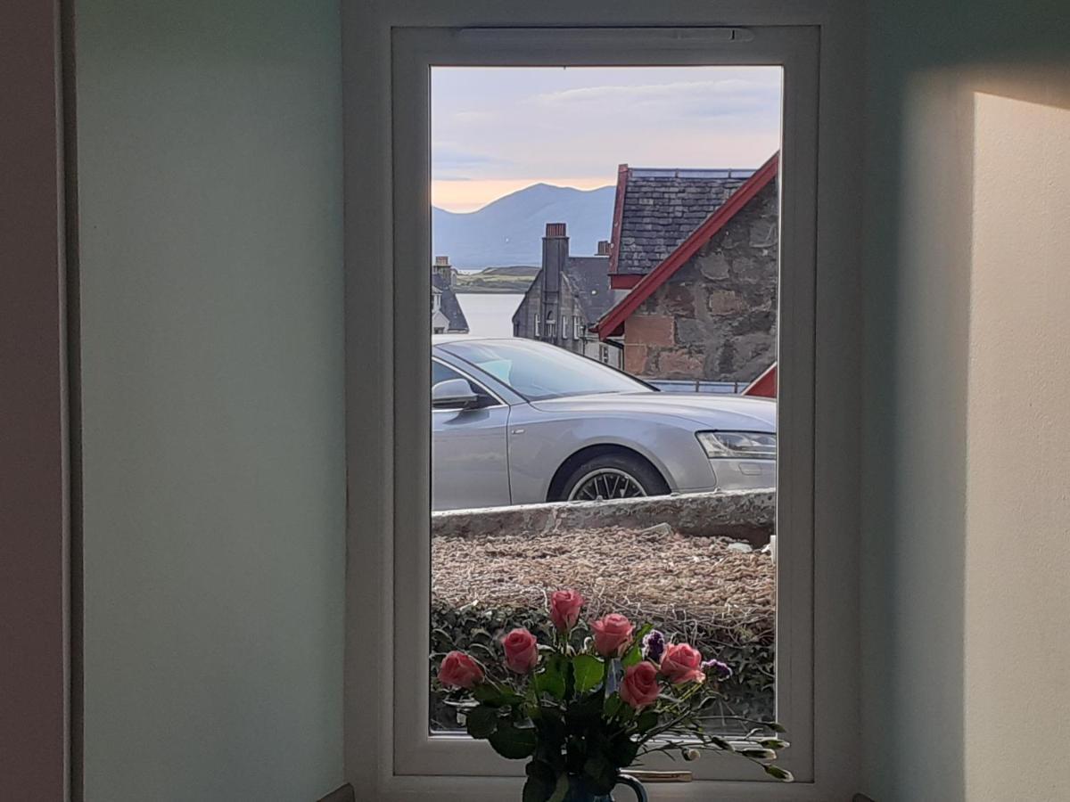 The Coorie Inviting 1-Bed Apartment In Oban Eksteriør bilde